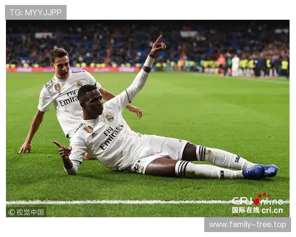 制造逆转，维尼修斯皇马生涯首次替补登场贡献传射